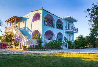 Villa Joanna has Balcony rooms