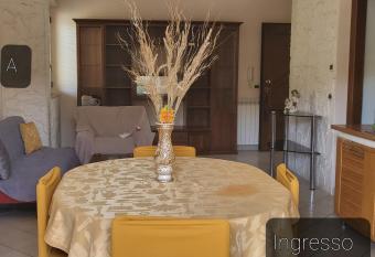 La Pace Case vacanza has Balcony rooms