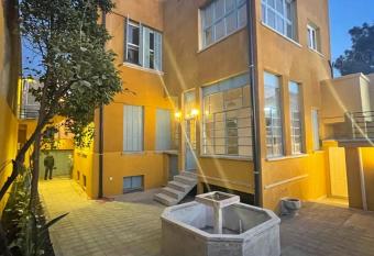 GoyaHom has Balcony rooms