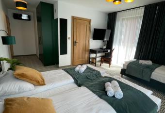 KWARC Restauracja & Pokoje Hotelowe has Balcony rooms