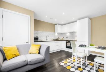 Stay Smiling- The Fitzgerald allows 18 year olds to book a room