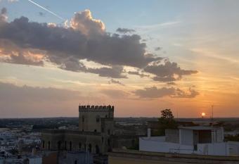 La casina Salentina nido d amore con vista mare has Balcony rooms