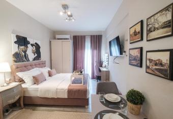 Remvi has Balcony rooms