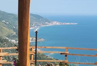 Tenuta Belvedere Cilento has Balcony rooms