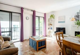 Apartamento Playa Maria con parking allows 18 year olds to book a room