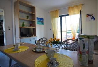 Charme a 300 mt dal Mare - Calabria has Balcony rooms