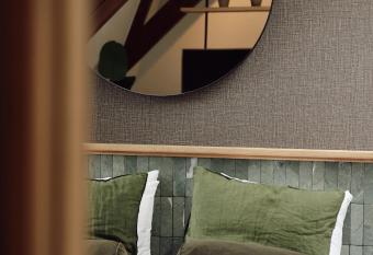 Hotel Botanique Breda allows 18 year olds to book a room