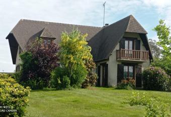 La BELLA 12 - Appartement gite dans maison d h  tes has Balcony rooms