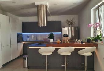 Villa Rita has Balcony rooms