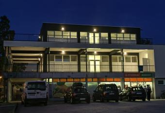 Hostel Potpican has Balcony rooms