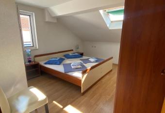 Apartmani Visevic has Balcony rooms