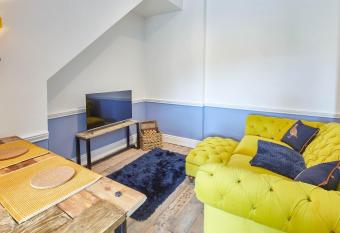 Host & Stay - The Zeta allows 18 year olds to book a room