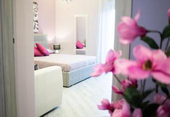 Tyche apartaments & rooms has Balcony rooms