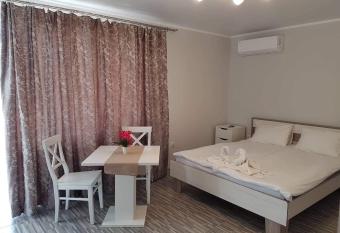 Studio SeaDream has Balcony rooms