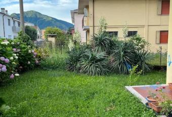 Appartment 2 step from Mountain has Balcony rooms