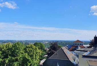 Ferienwohnung Fernblick allows 18 year olds to book a room