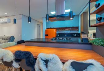 Apartamento Encantador DELLI ALPI allows 18 year olds to book a room