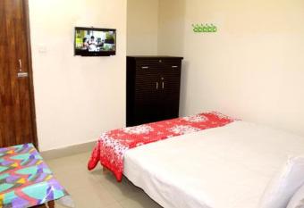 Hotel Singpore International (Residence) allows 18 year olds to book a room