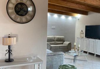 Carmen House has Balcony rooms