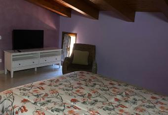 beucarnea apartment salerno has Balcony rooms