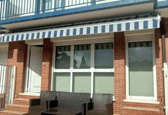 HONDARGANE, en las playas de Laga y Laida. has Balcony rooms