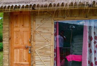 Paradise Cabane , Nagg Tibba has Balcony rooms