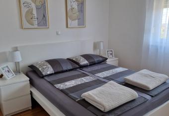 Apartman Nicol has Balcony rooms