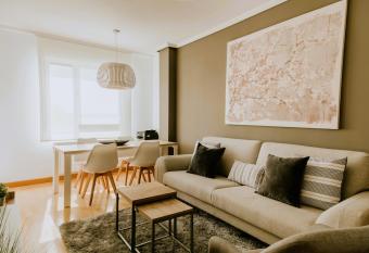 Apartamento REY ENEO has Balcony rooms