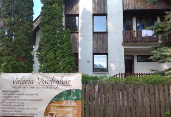 Val  ria Vend  gh  z has Balcony rooms