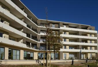 Domitys Les C  teaux de l Esterel has Balcony rooms