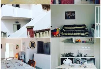 Casa vacanze has Balcony rooms