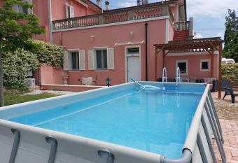 Empoli Campagna, Appartamento Indipendente con giardino 500 mq e piscina privati allows 18 year olds to book a room