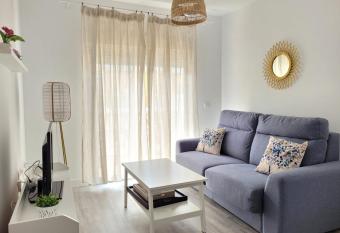 Apartamento en Rota con piscina y parking junto al mar has Balcony rooms