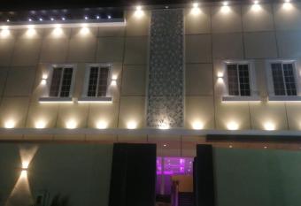 Njood House allows 18 year olds to book a room