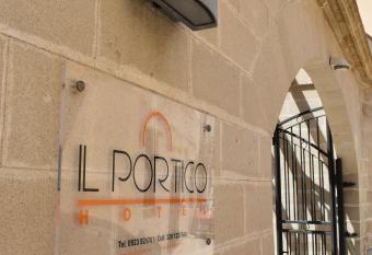 Hotel Il Portico allows 18 year olds to book a room