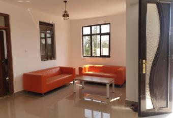 401 Restaurant & Accommodation allows 18 year olds to book a room