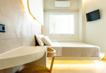 Celestial by Mike has Balcony rooms