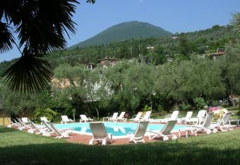 Borgo Antico Apartments has Balcony rooms