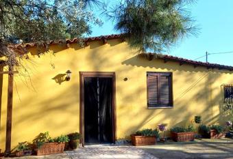 Time for relaxation near the sea for families and pets has Balcony rooms