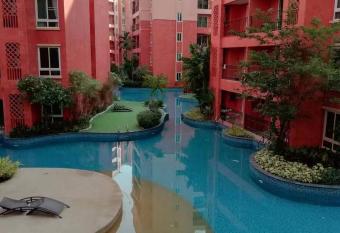 seven seas has Balcony rooms