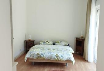 Guest house aux portes du Bassin d Arcachon has Balcony rooms