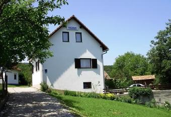 House Vrani   has Balcony rooms