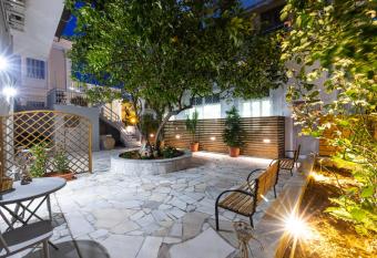 Magdalenia s cozy apartments allows 18 year olds to book a room