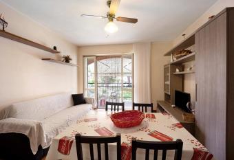 Giosy s Home has Balcony rooms