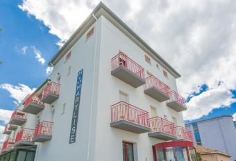 Hotel Marylise has Balcony rooms