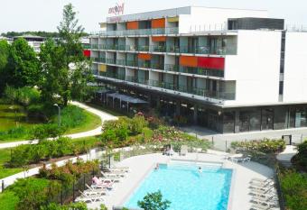 Appart-H  tel Mer & Golf City Bordeaux - Bruges allows 18 year olds to book a room