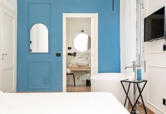 Nelli Rooms Via Veneto allows 18 year olds to book a room