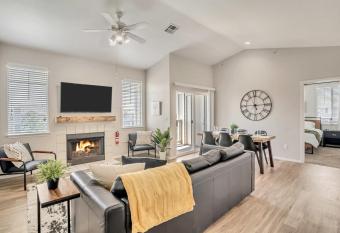 Just Beautiful Apt By Hill AFB Ogden Skiing has rooms with a private hot tub