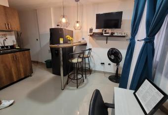 Andaliving Niquia Apartaestudio allows 18 year olds to book a room