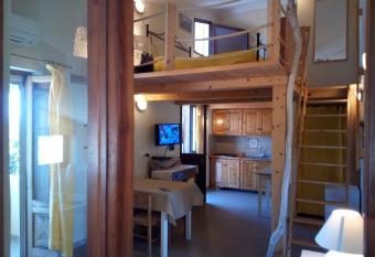 La spiaggetta Maladroxia BIANCA has Balcony rooms